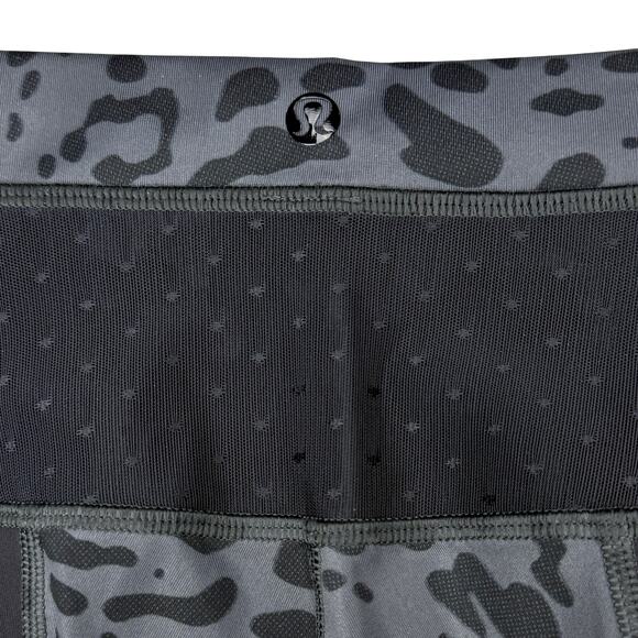 LULULEMON Just Breathe Pant Size 2 Animal Swirl Deep Coal Light / Black - Picture 8 of 8